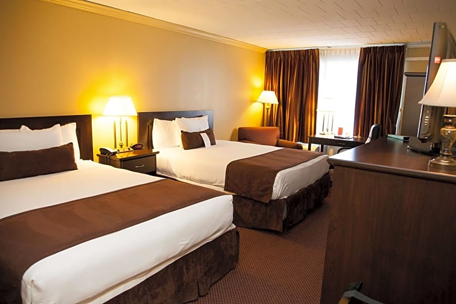 Genetti Hotel, SureStay Collection by Best Western