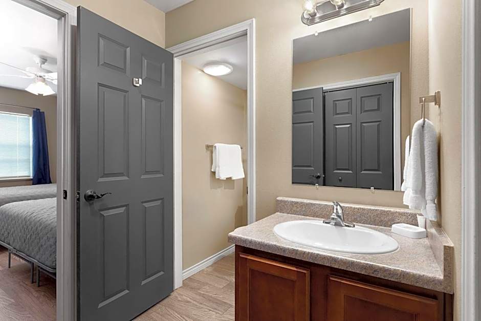 Eagle's Den Suites Andrews a Travelodge by Wyndham