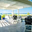 Sandy Bottoms Beachfront Studio On The Sand