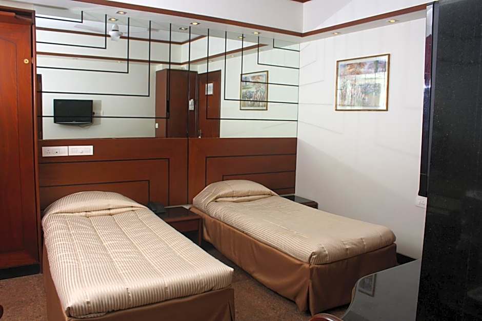 Hotel Karl Residency