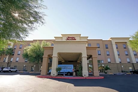 Hampton Inn & Suites Las Vegas Airport