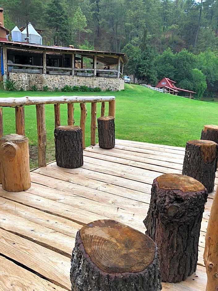 Relajante Cabana Con Vistas Impresionantes