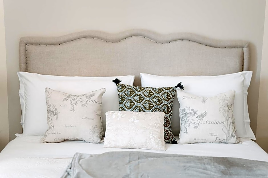 Le Flaneur Bed And Breakfast – Verona, TN