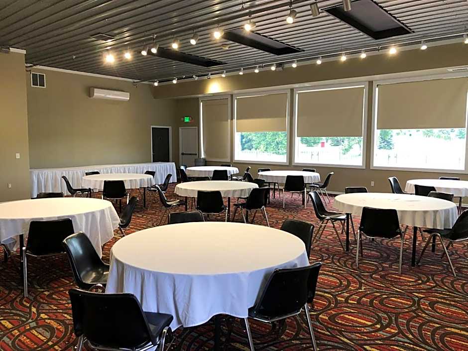 Hometown Inn And Suites Belle Plaine