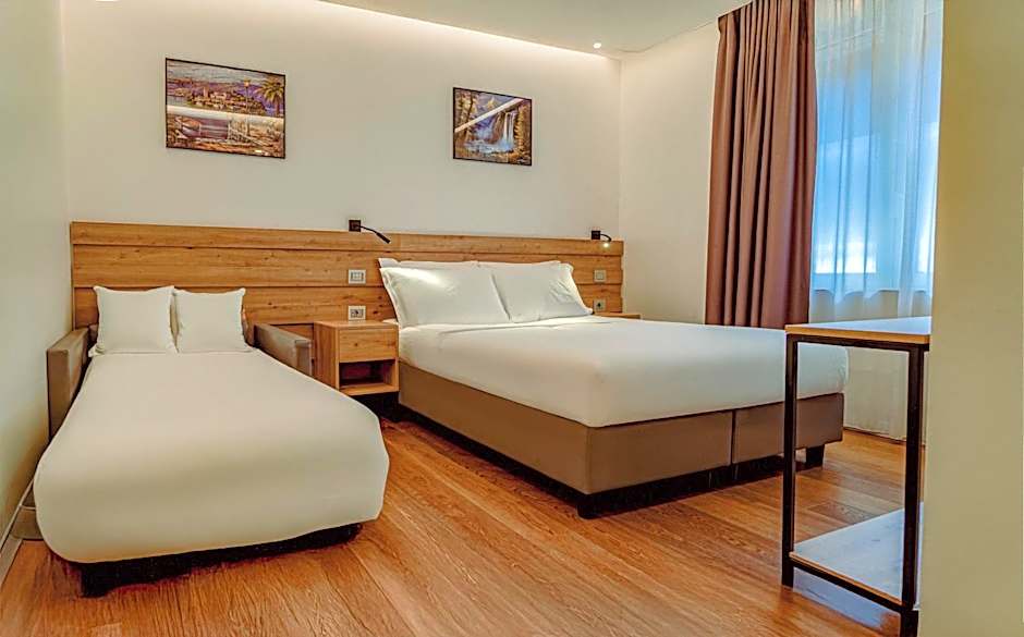 GRANDI 32 Boutique Residence