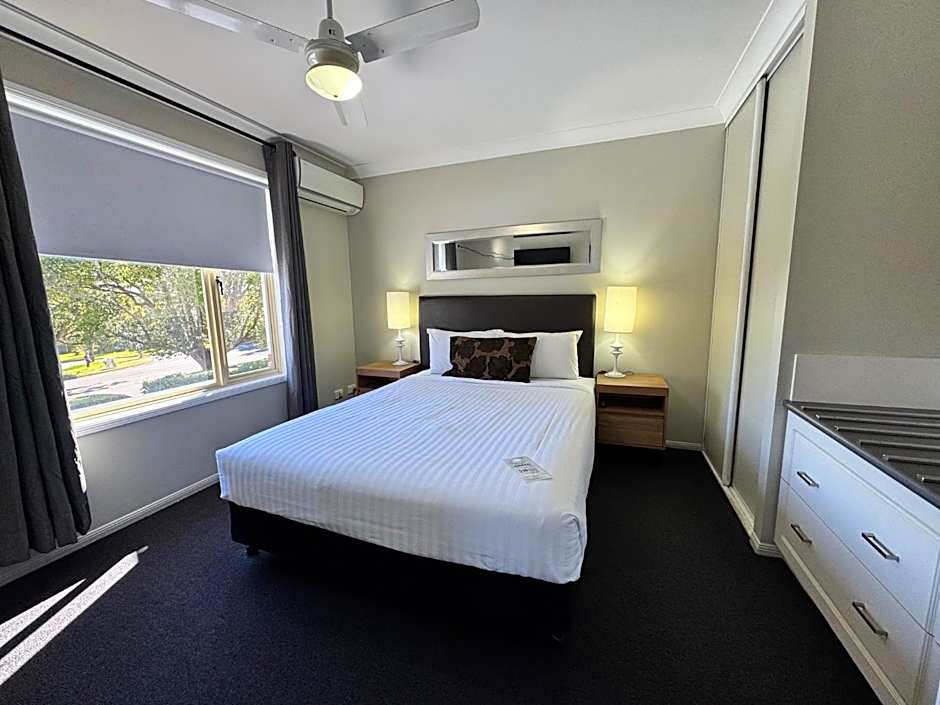 Ambassador On Ruthven