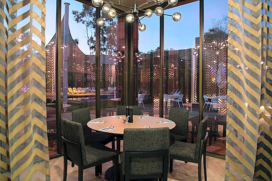 DoubleTree By Hilton Alice Springs