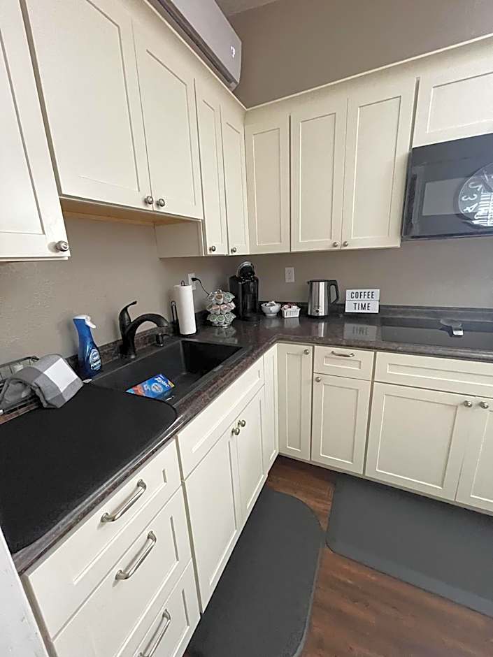 Olde Mill Inn Bed & Breakfast