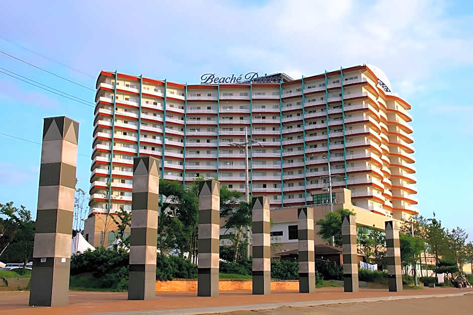 Beache Palace