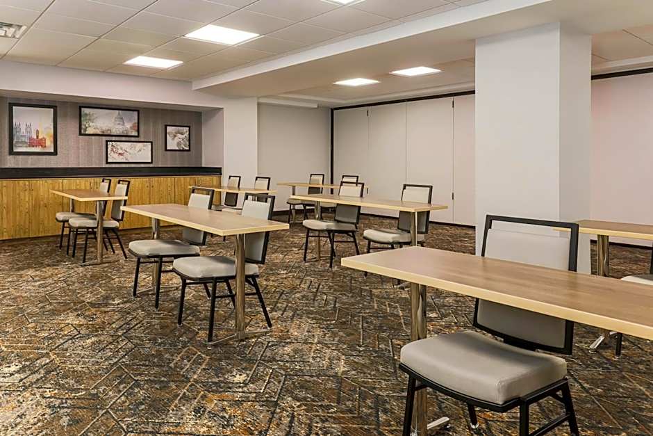 Hampton Inn Silver Spring – Silver Spring, MD