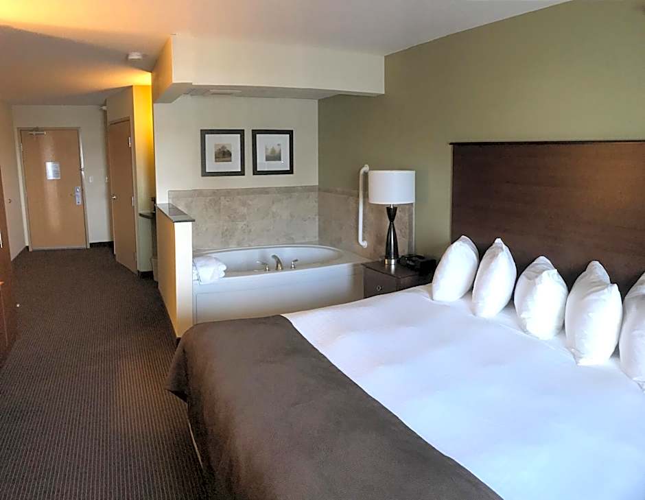 AmericInn by Wyndham Osage