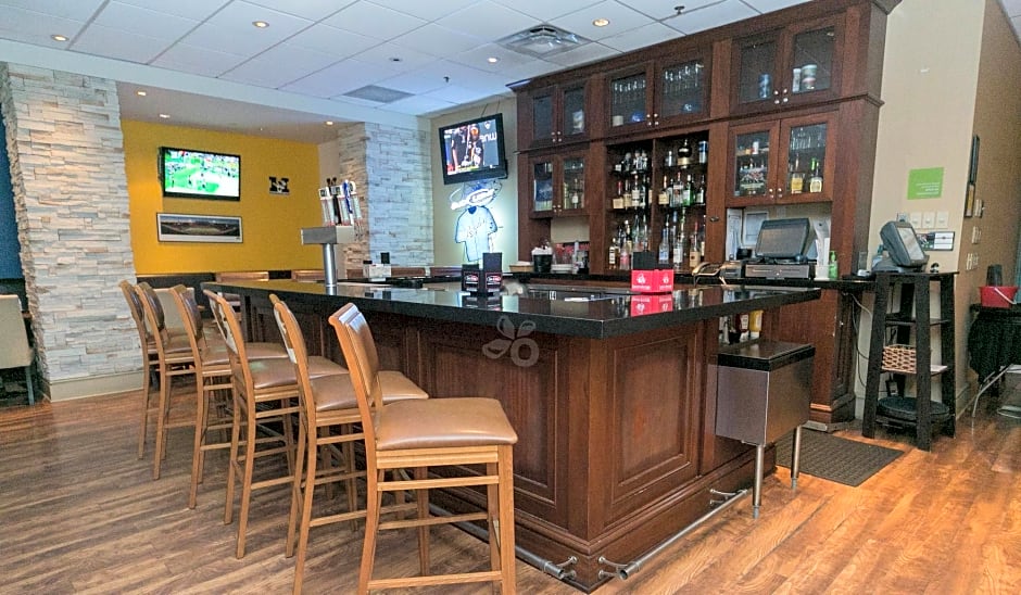 Adams Mark Hotel And Conference Center