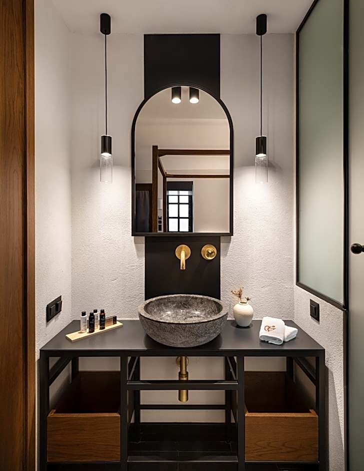 Unedo All Seasons Boutique Hotel