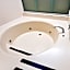 Tiki Hotel Apartments Surfers Paradise