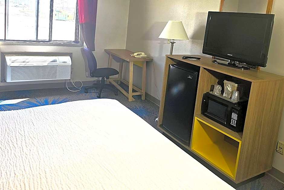 Days Inn by Wyndham North Sioux City