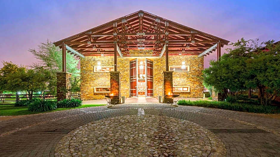 Riboville Boutique Hotel And Restaurant