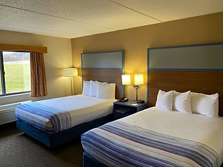 Queen Room with Two Queen Beds - Non-Smoking