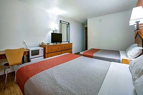 2 FULL BEDS | NON-SMOKING
