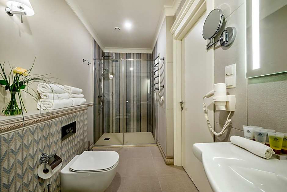 Ratonda Centrum Hotels