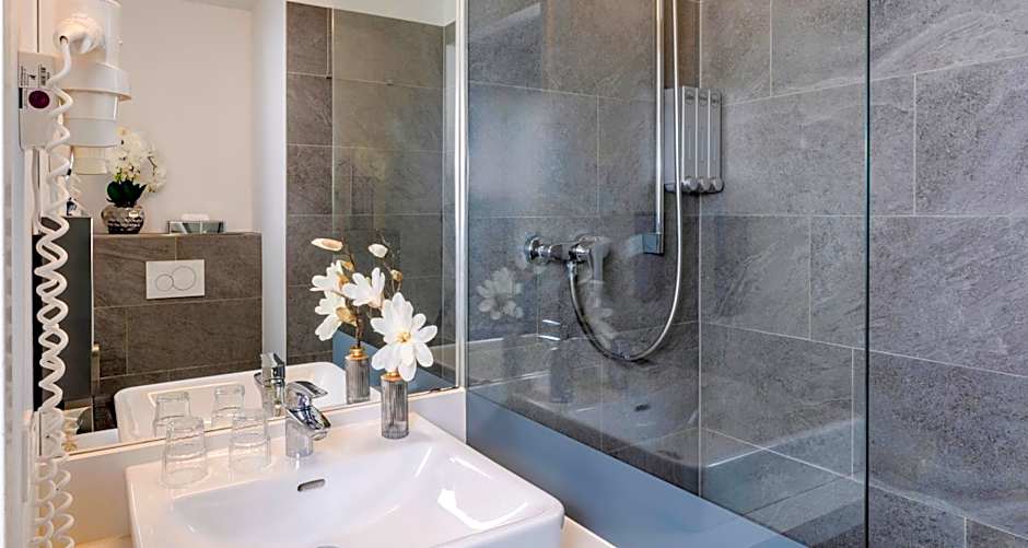 PLAZA INN Dachau - München