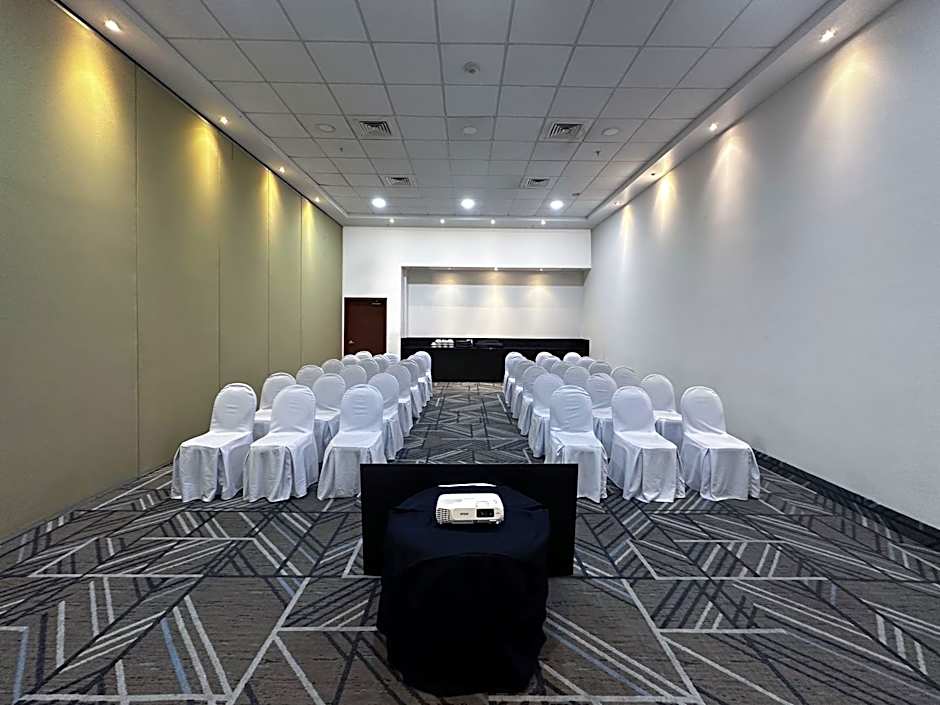 Holiday Inn Express Mérida By IHG