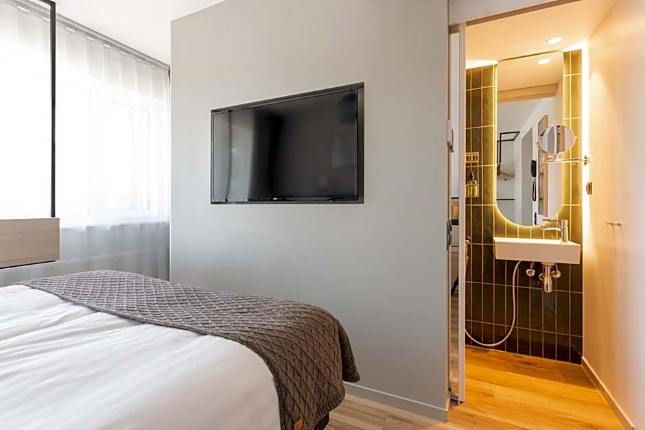 Oru Hub Hotel Tallinn - Handwritten Collection