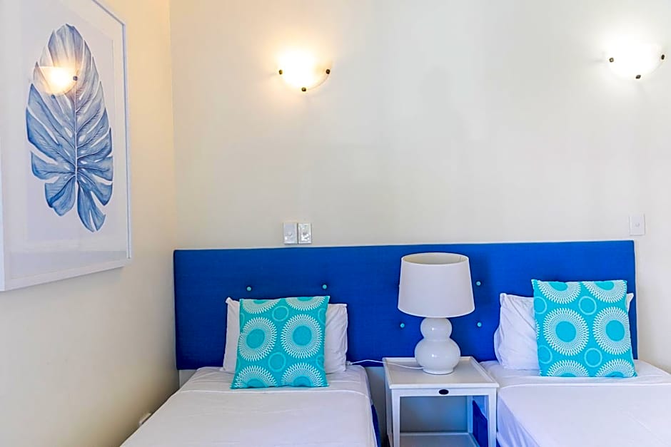 Beaches Port Douglas Holiday Apartments Book Here With The Onsite Reception Team
