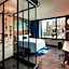 HOTEL EMC2, Autograph Collection by Marriott