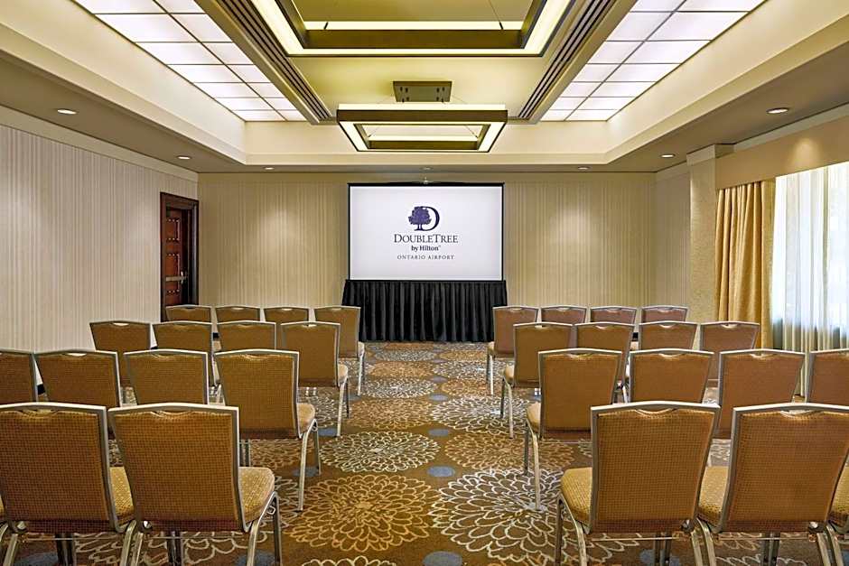 DoubleTree By Hilton Hotel Ontario Airport