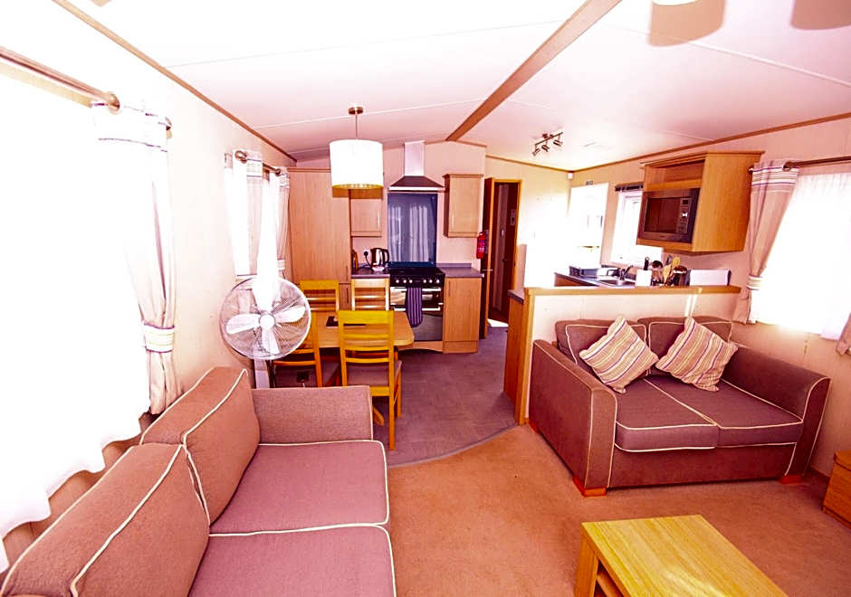 Caravan by Camber Sands 2