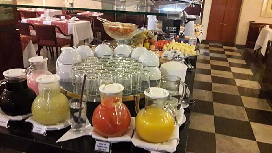 Alta Reggia Plaza Hotel