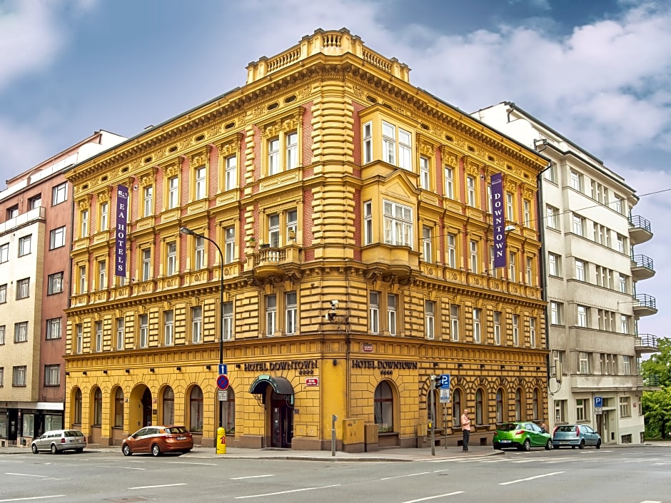 EA Hotel DownTown