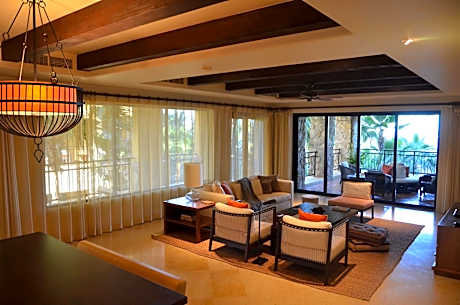 3 Bedroom Residene - Ocean View