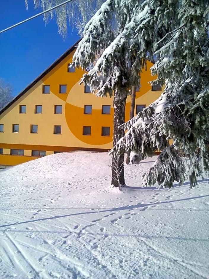 HOTEL SVRATKA