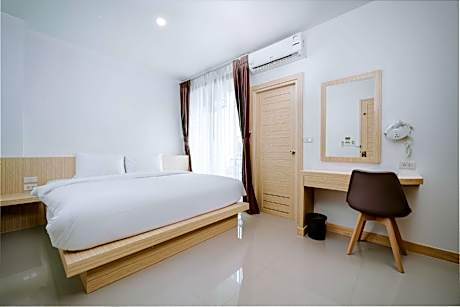 Double Room with Mountain View