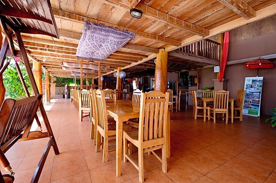 Mario Hotel & Cafe