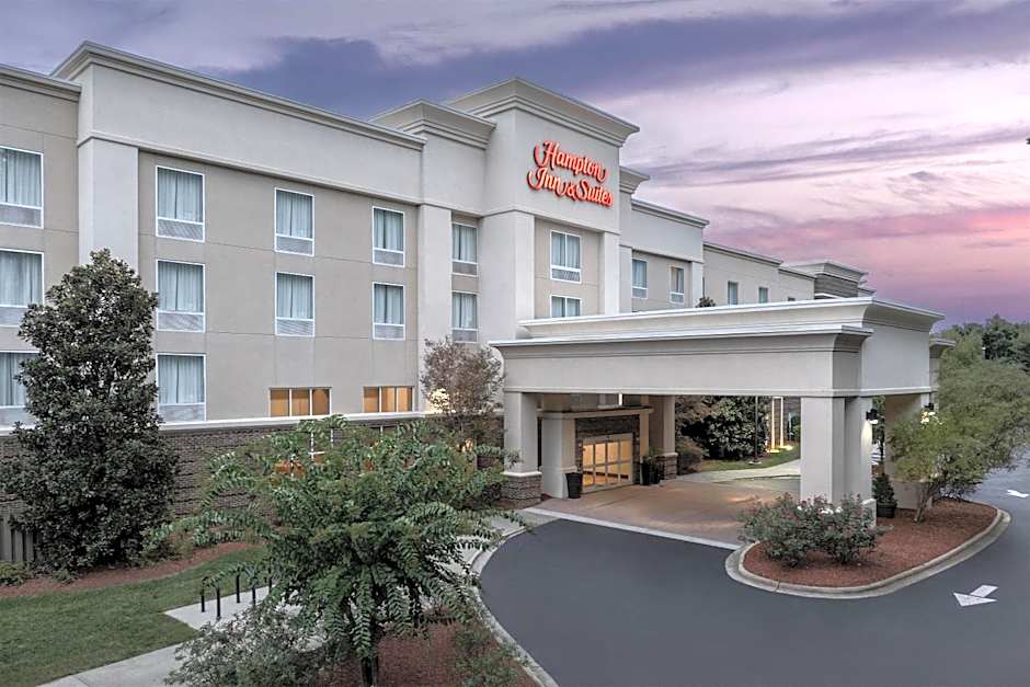 Hampton Inn By Hilton And Suites Charlotte Huntersville
