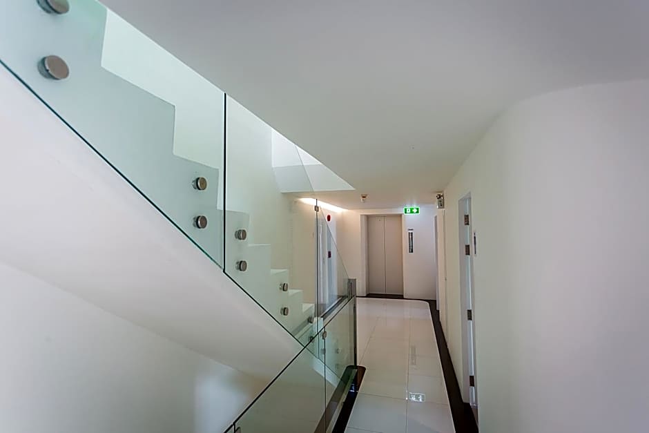 BearPacker Patong Hostel