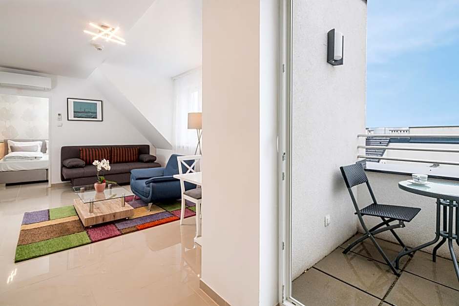 Best Western Plus Celebrity Suites
