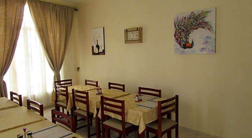 Al Ferdous Hotel Apartments