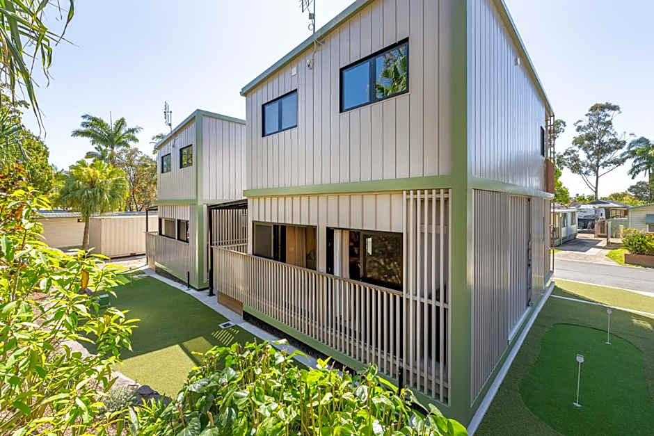 Ashmore Palms Holiday Village