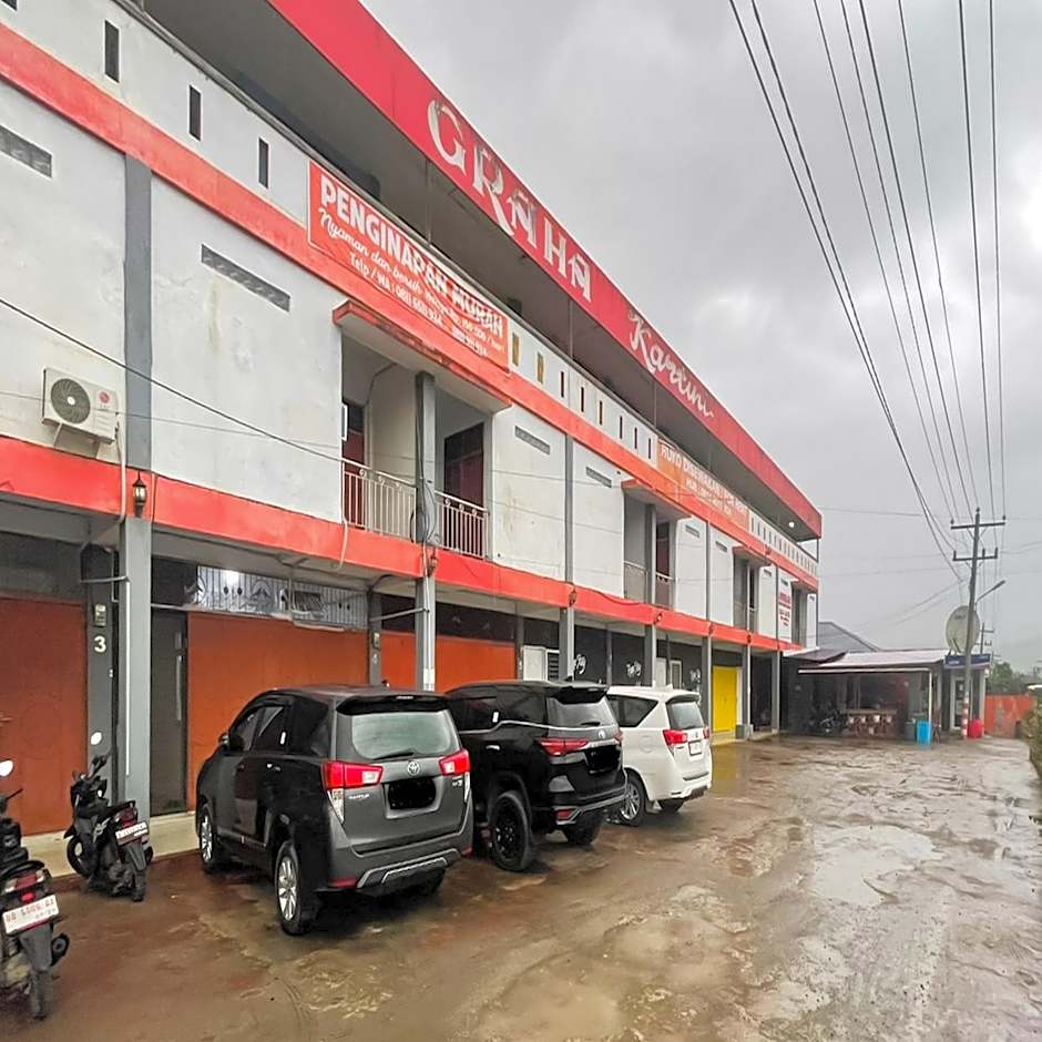 RedDoorz near Salib Kasih Tarutung