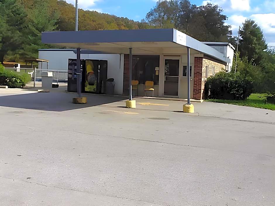 Daniel Boone Motor Inn