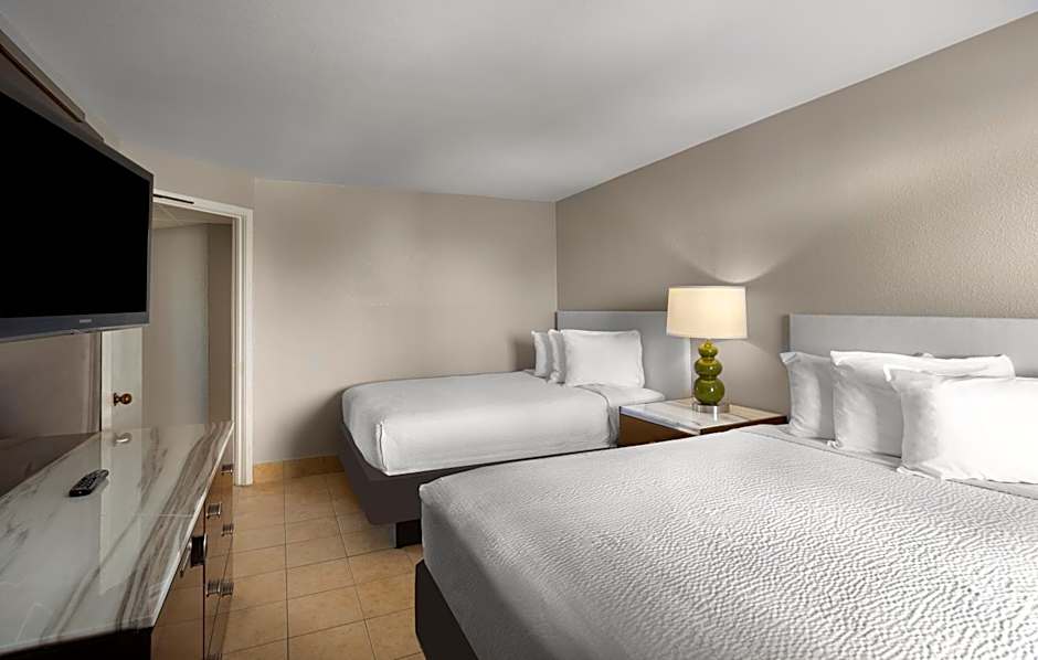 Photo 1 of 5 of Standard Suite, Ocean View