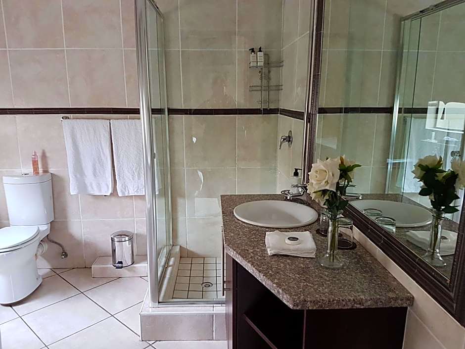 Casa Flora Guesthouse