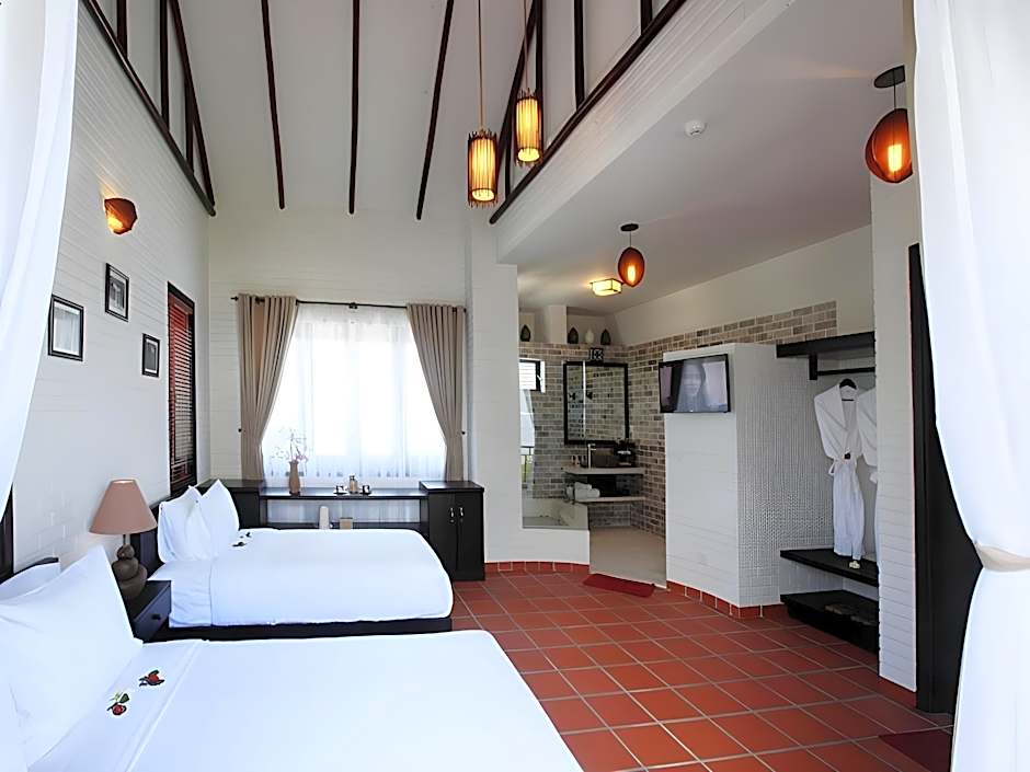 East West Villas Hoi An