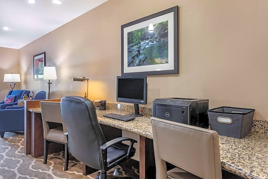 Comfort Suites Manchester