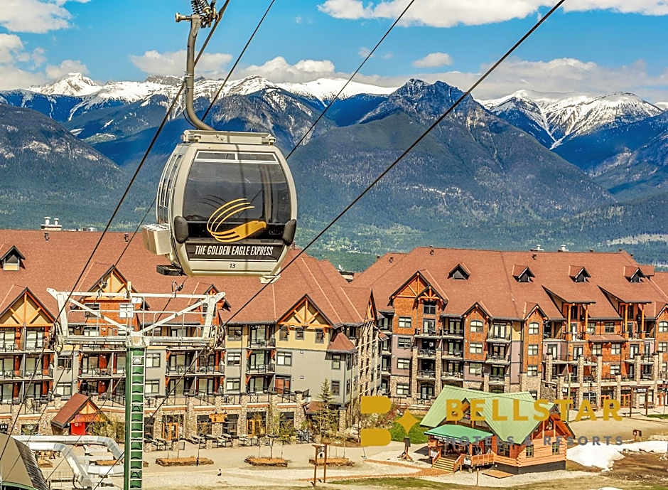 Glacier Mountaineer Lodge