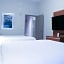 Days Inn & Suites by Wyndham Fort Myers Near JetBlue Park