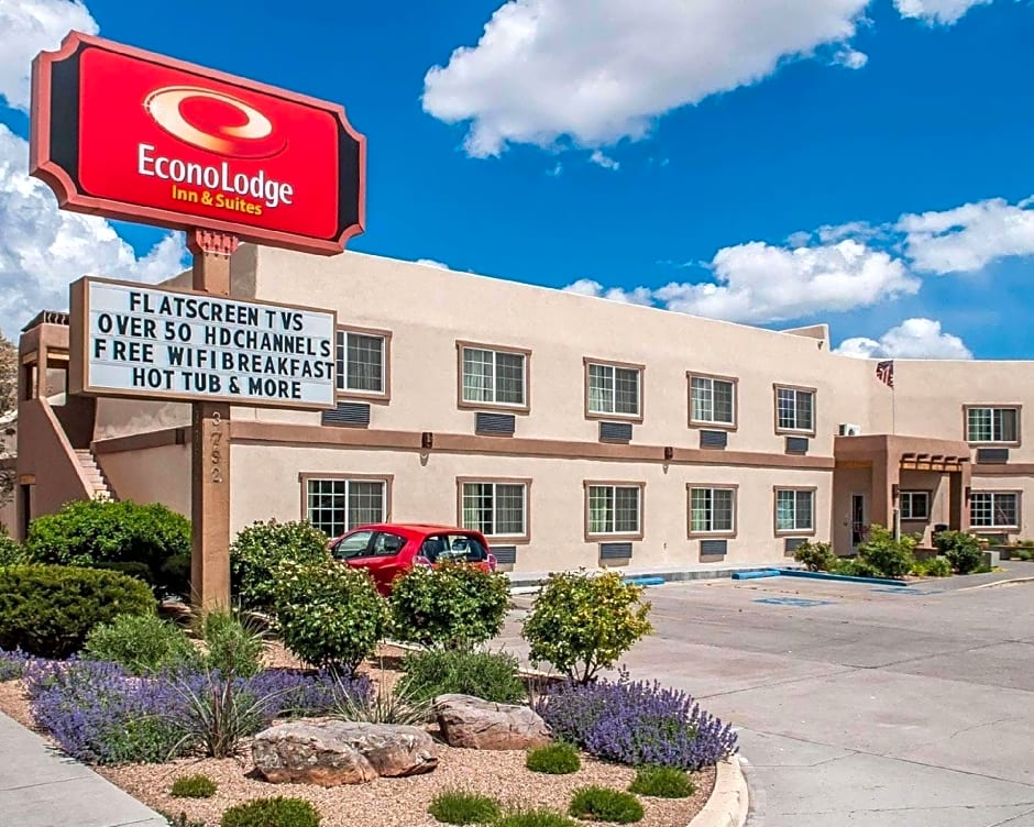 Econo Lodge Inn & Suites Santa Fe